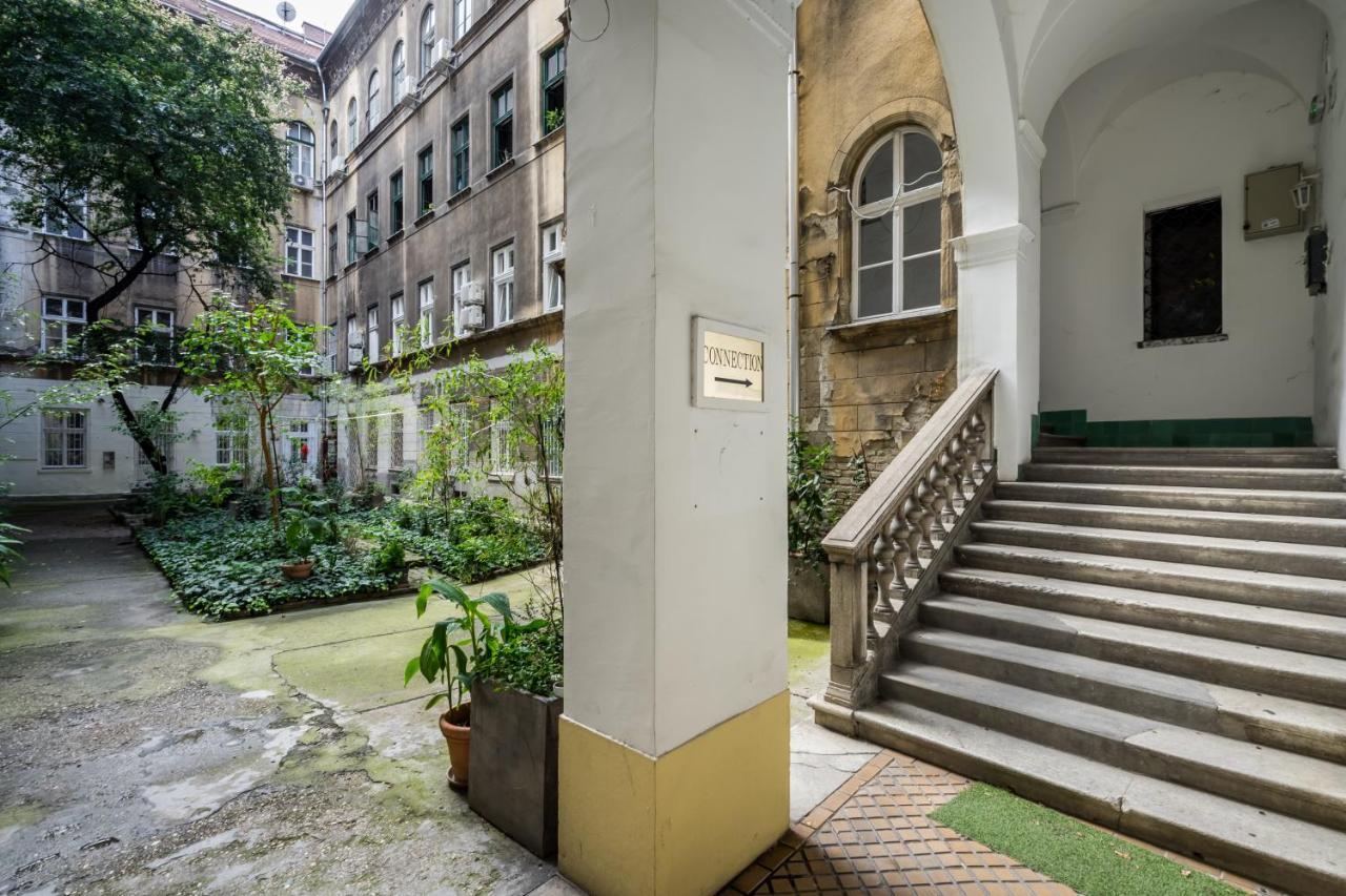 Bpr Unique With A/c Budapeste